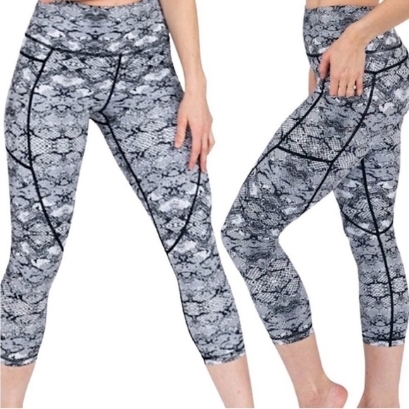 Zyia Active Cobra Metallic Light n Tight Capri Crop Leggings Snakeskin High Rise - Picture 1 of 14